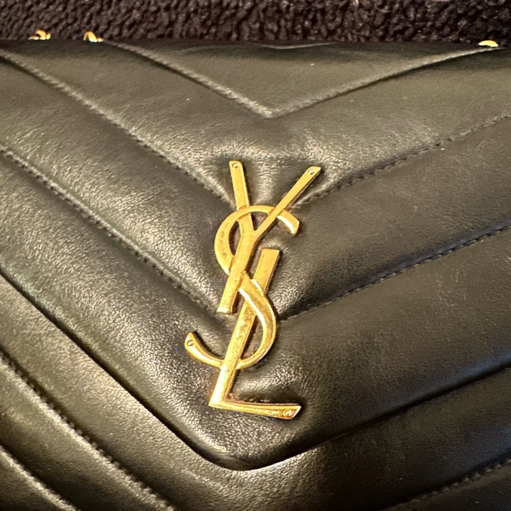 Saint Laurent Lou Lou shoulder bag - Picture 12 of 17